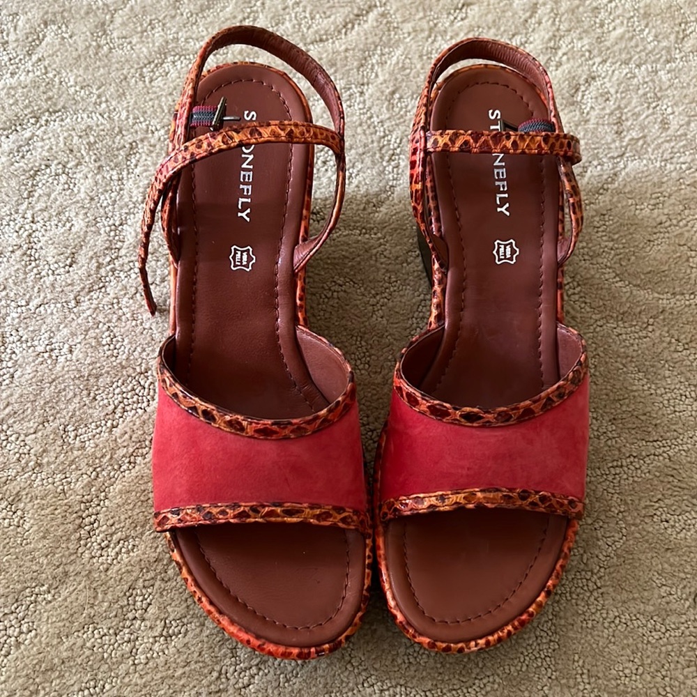 Stonefly Sandal